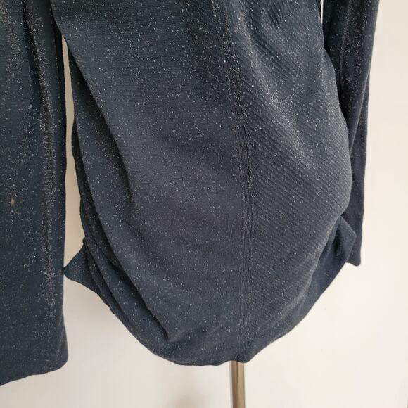 Athleta Speedlight Glow Long Sleeve Shirt Navy Sparkles Thumb Holes Women XL - Picture 9 of 12